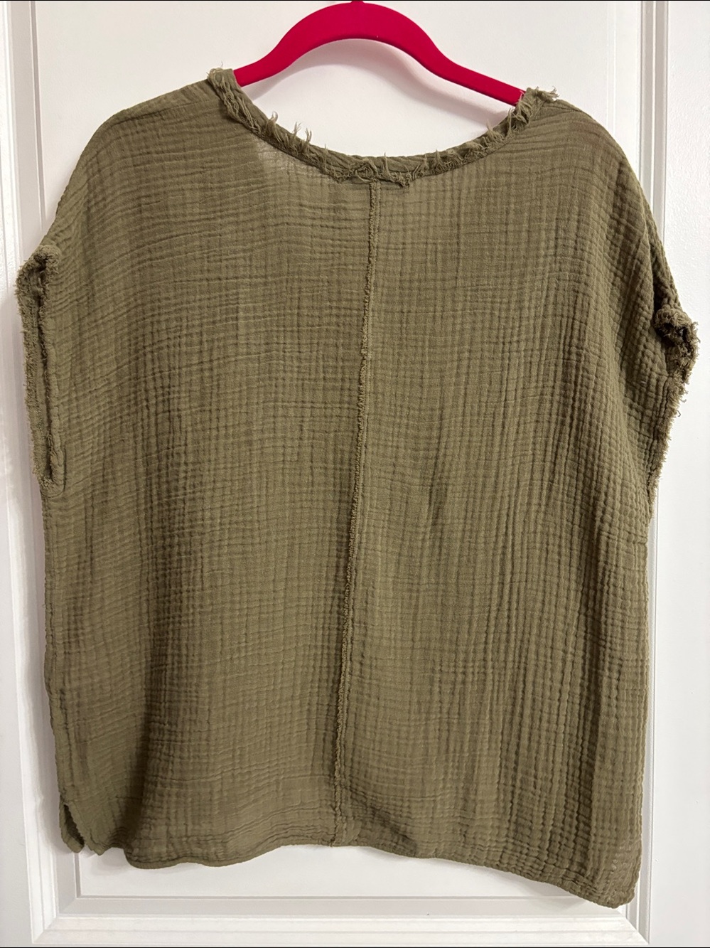 NWT Michael Stars Draya V-Neck Cotton Double Gauze Top Olive Size Medium - Picture 8 of 10